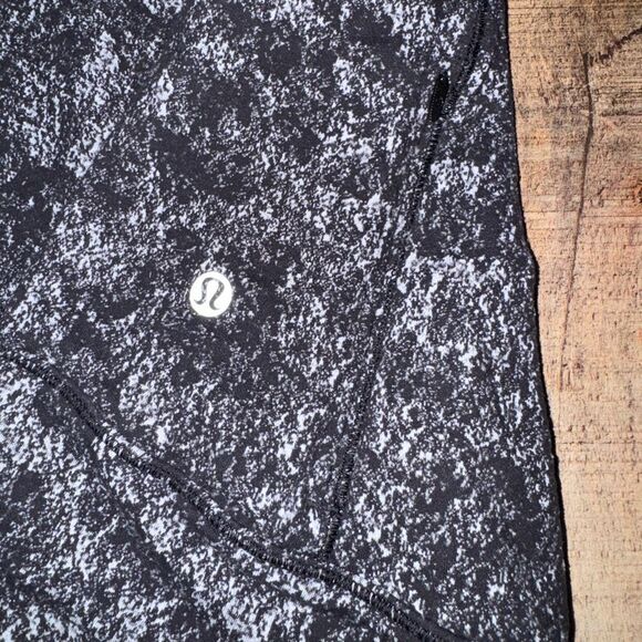 Lululemon Outrun the Elements 1/2 Zip in Misted Jacquard Black White - Picture 13 of 15